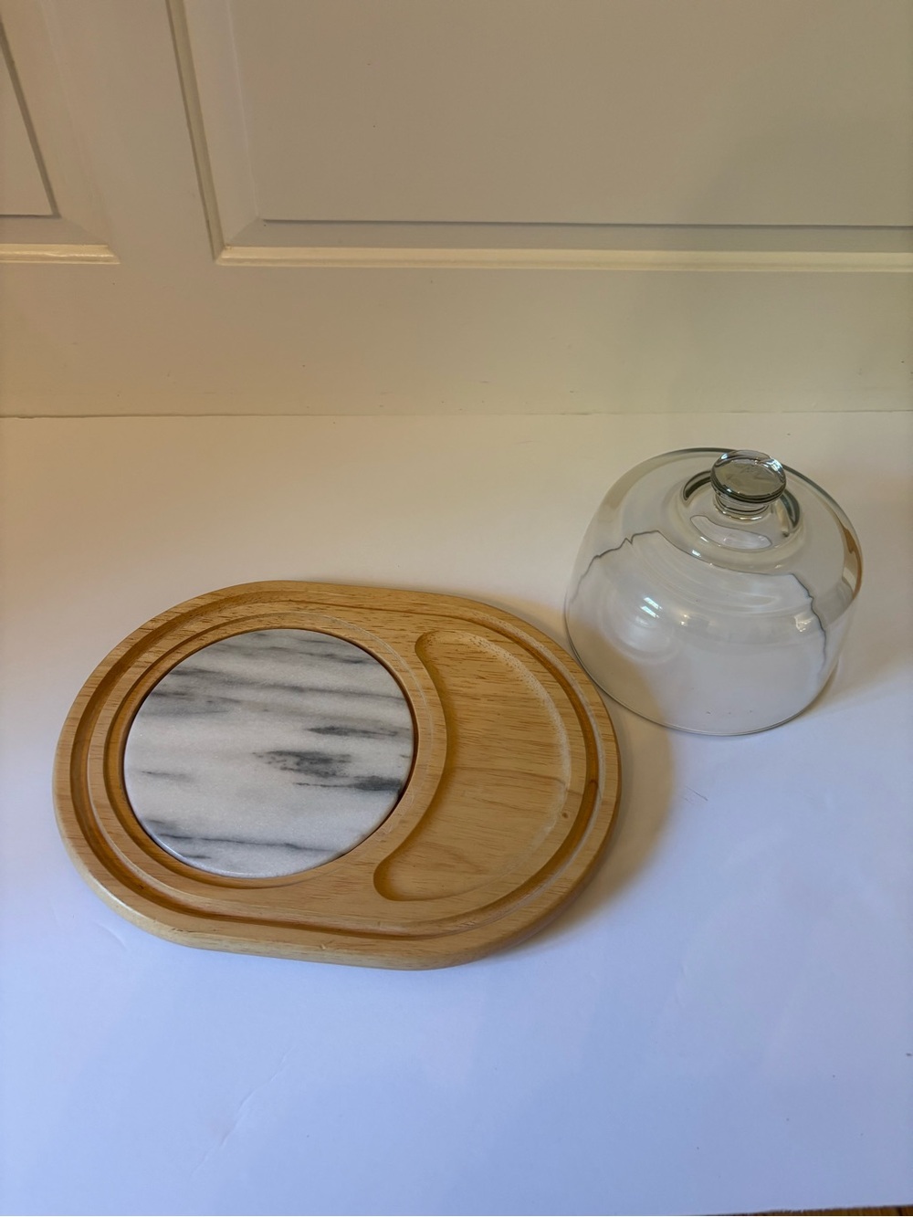 VTG Dolphin Farmhouse Cheese App Tray Lidded Glass Beechwood Marble Gray OS - Picture 3 of 9